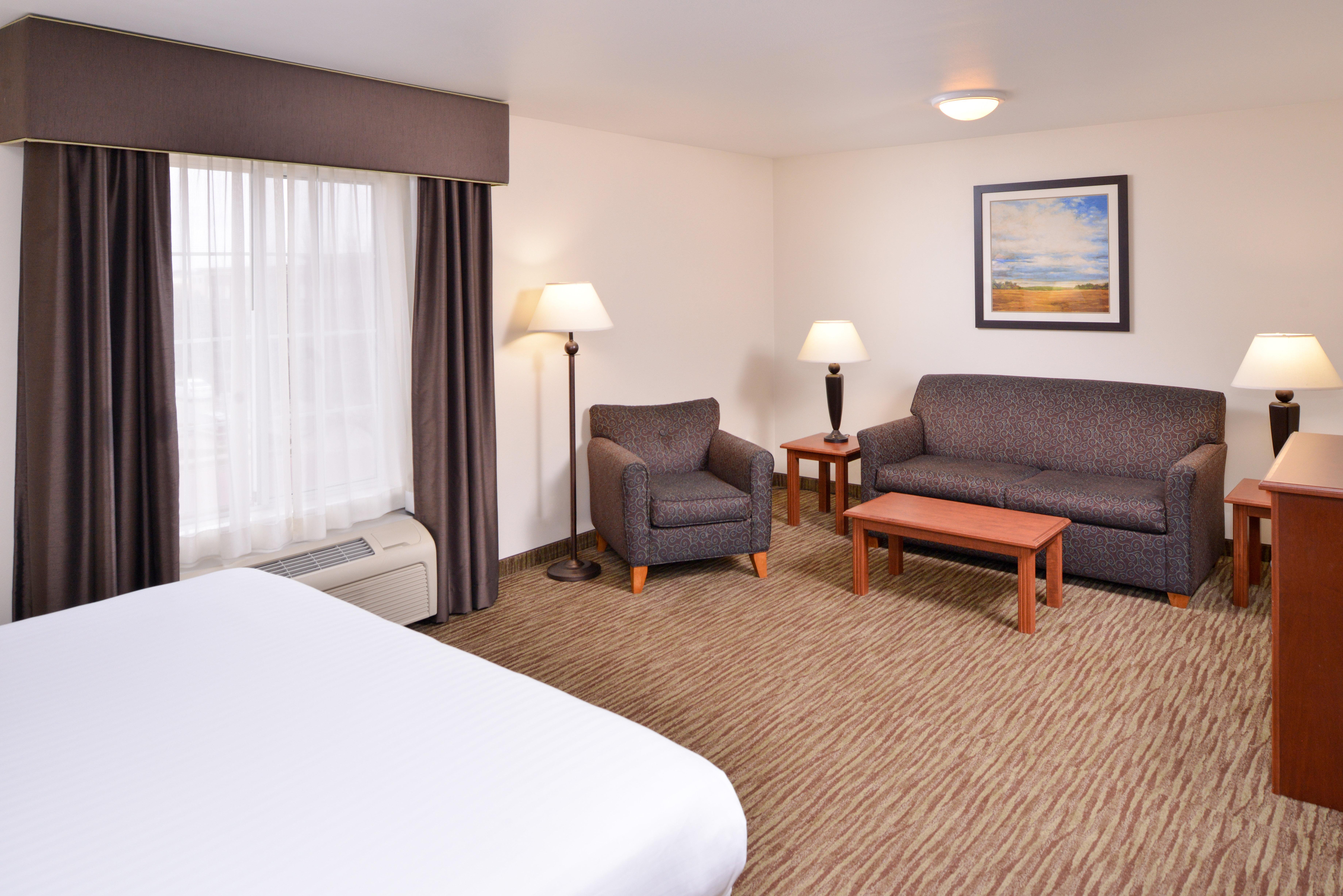 Holiday Inn Express Hotel & Suites Sioux Falls At Empire Mall By Ihg Bagian luar foto