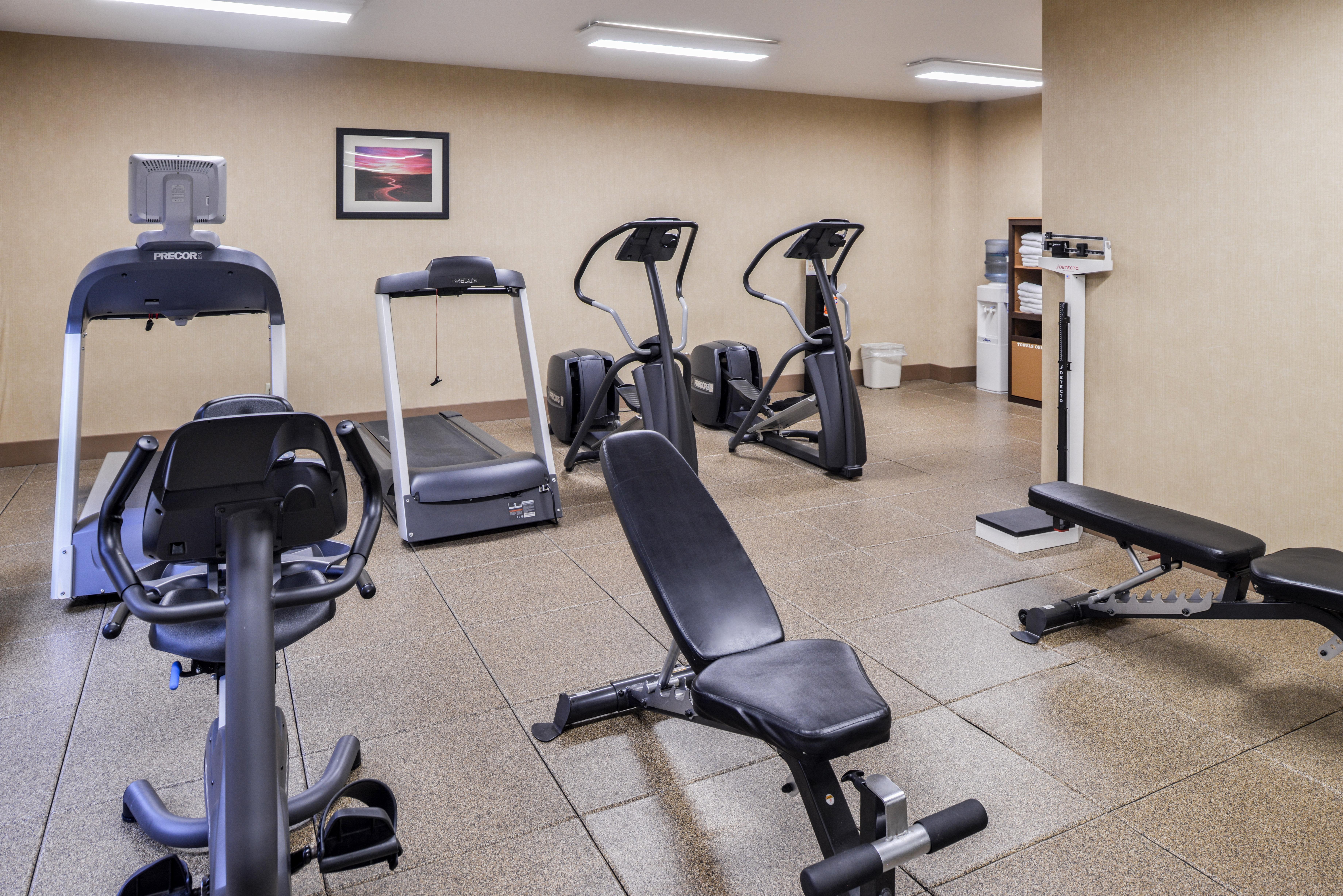 Holiday Inn Express Hotel & Suites Sioux Falls At Empire Mall By Ihg Bagian luar foto