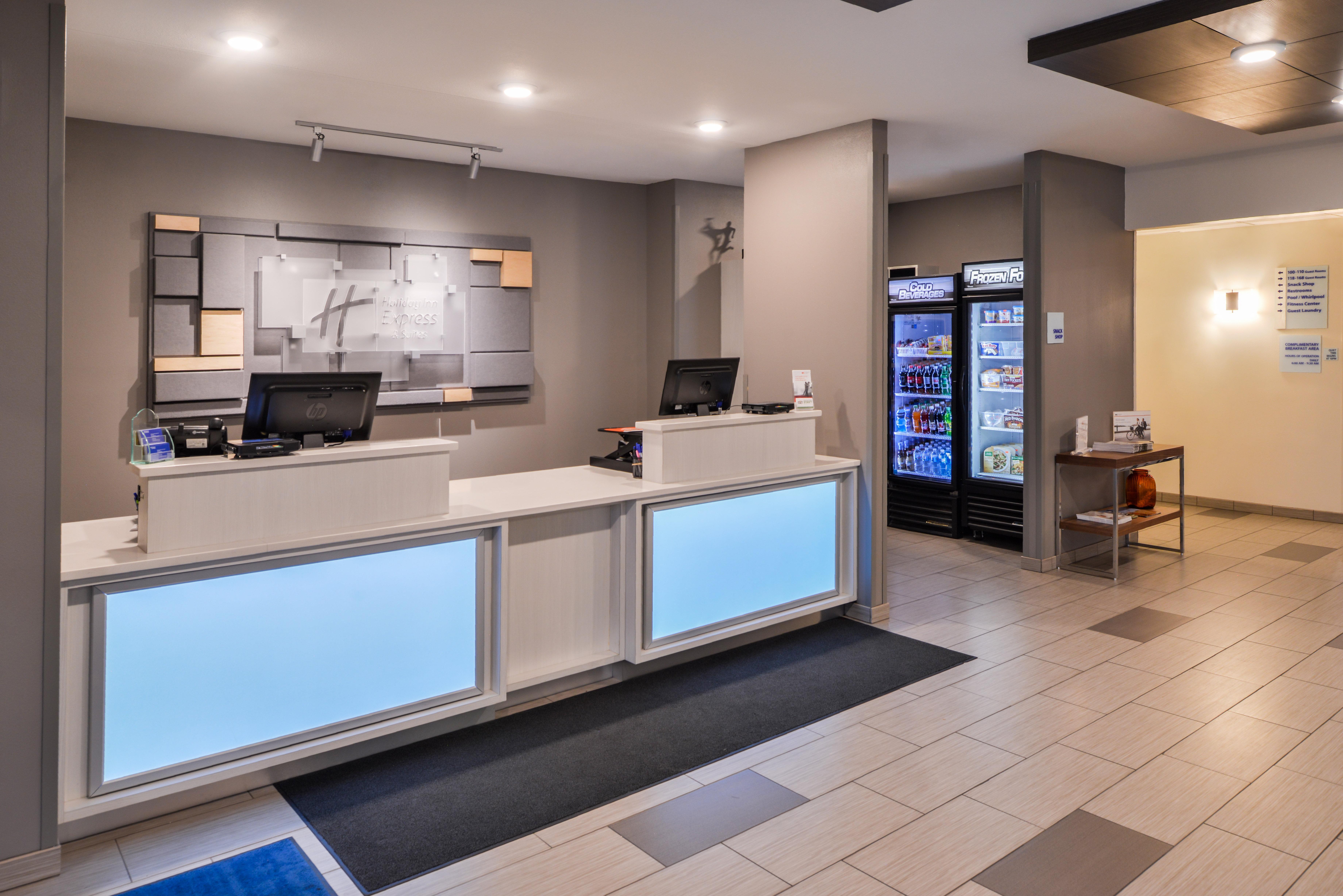 Holiday Inn Express Hotel & Suites Sioux Falls At Empire Mall By Ihg Bagian luar foto