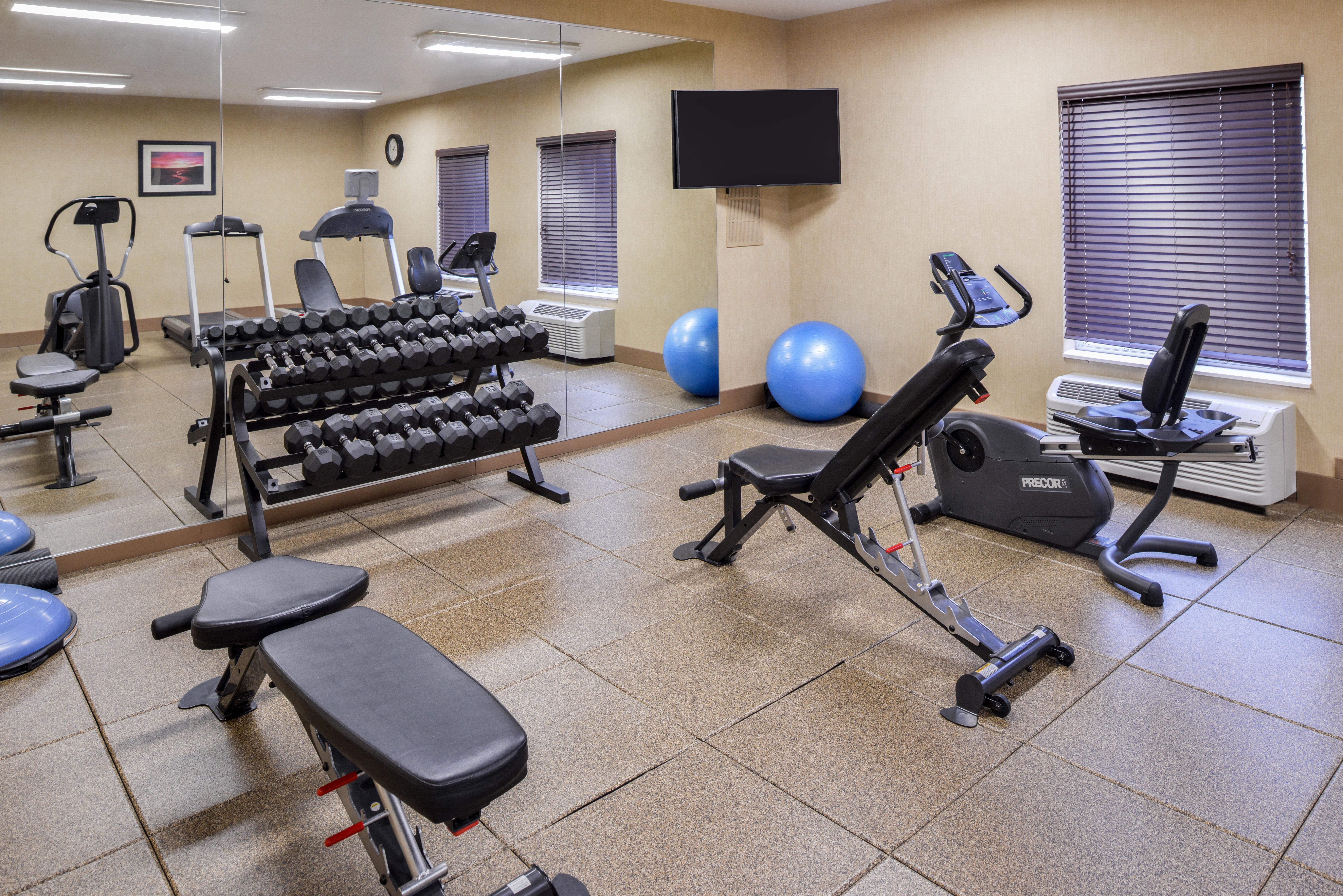 Holiday Inn Express Hotel & Suites Sioux Falls At Empire Mall By Ihg Bagian luar foto