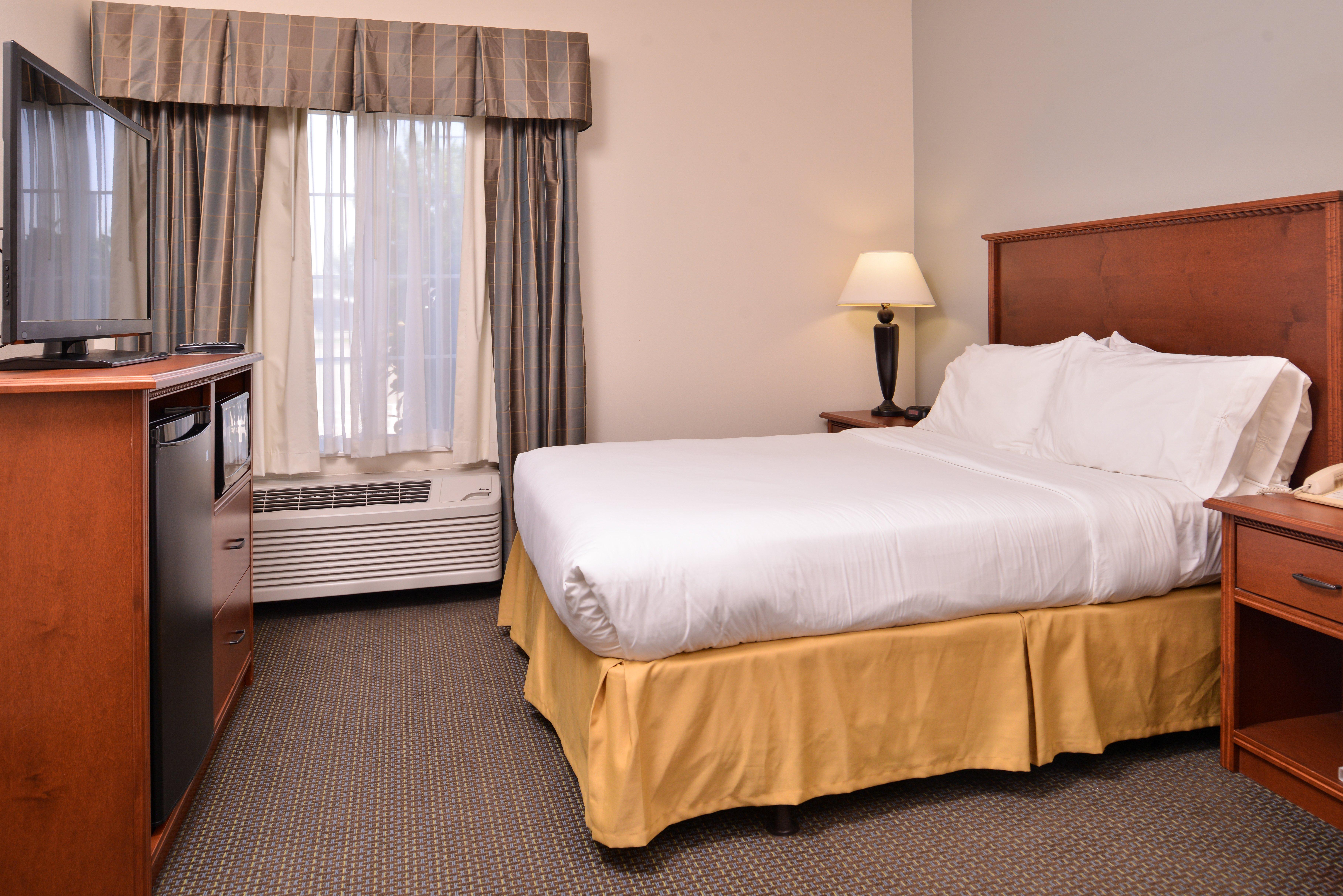 Holiday Inn Express Hotel & Suites Sioux Falls At Empire Mall By Ihg Bagian luar foto