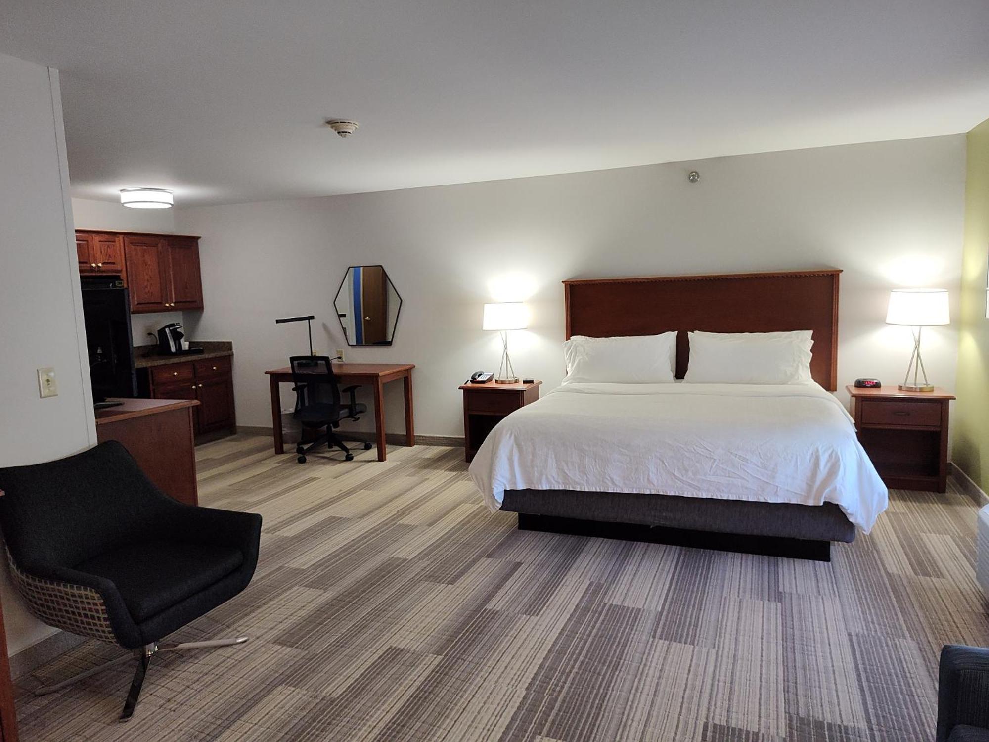 Holiday Inn Express Hotel & Suites Sioux Falls At Empire Mall By Ihg Bagian luar foto