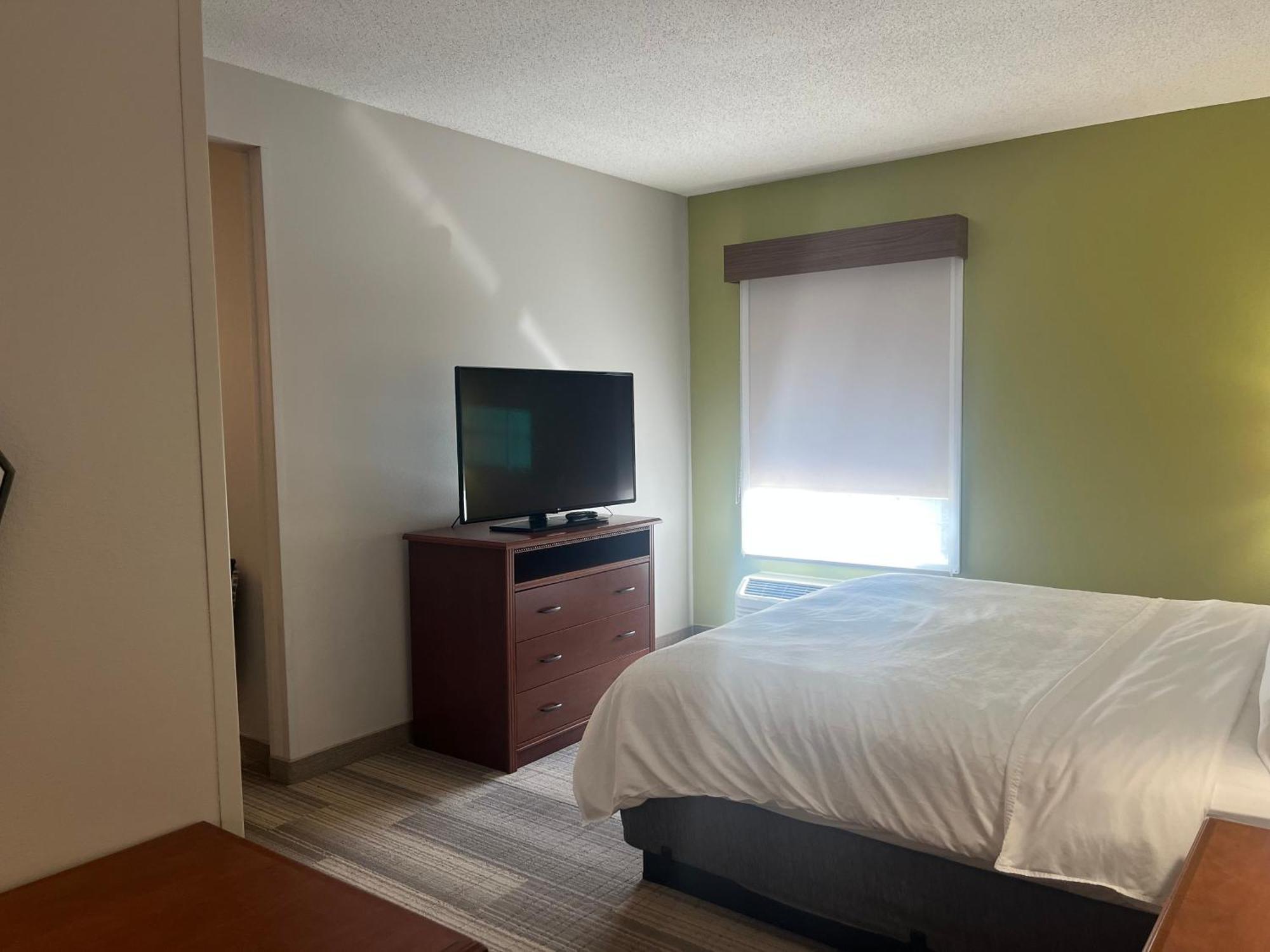 Holiday Inn Express Hotel & Suites Sioux Falls At Empire Mall By Ihg Bagian luar foto